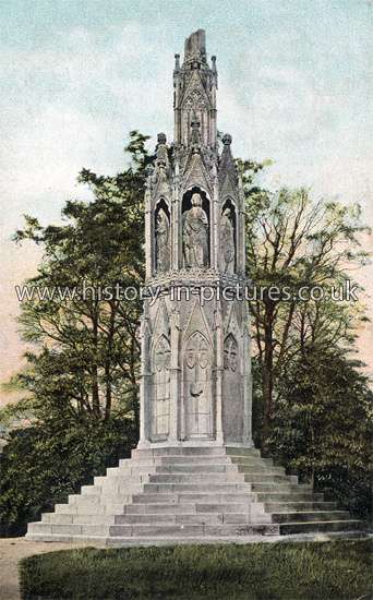 Queen Eleanor Cross, Northampton. c.1905